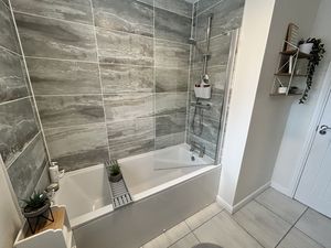 Photo 26- click for photo gallery